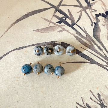 10mm Bottoni in Pietra Grigia-Bianca Vintage Cinese per Cheongsam 20pz