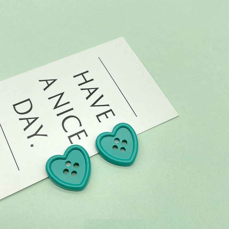 18mm Four Hole Heart-Shaped Plastic Fashion Buttons for Children's Coat 70 Pack - Lots of Buttons
