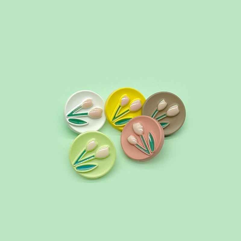 18/21.5/25mm Round Tulip Plastic Buttons for Children's Coats 50 Pack(5 Colors) - Lots of Buttons