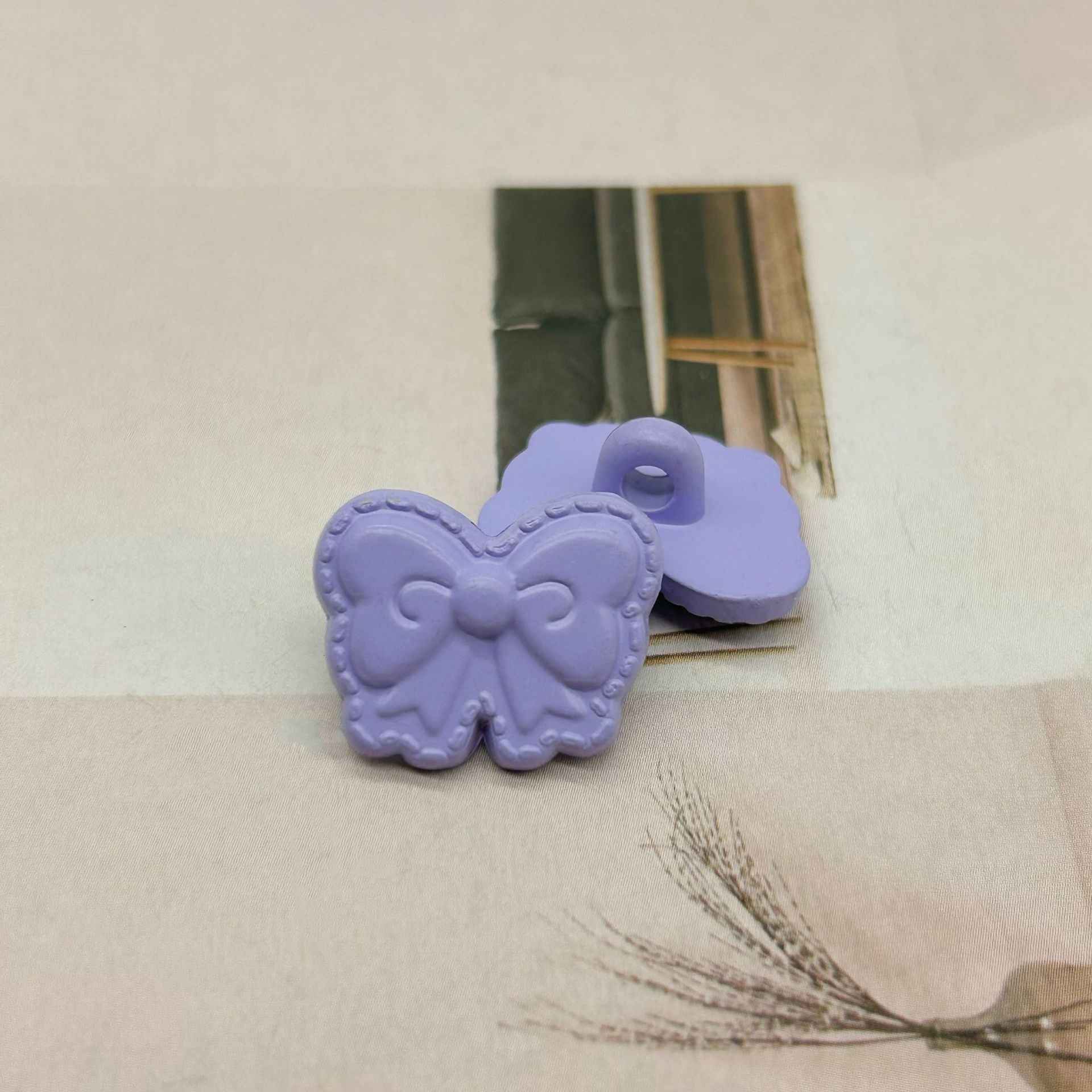18mm Colorful Butterfly-Shaped Children's Cartoon Shank Buttons 60 Pack - Lots of Buttons