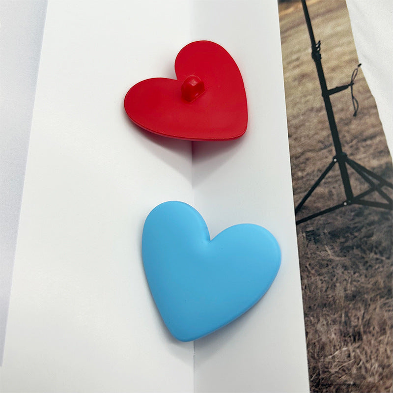 37mm Large Heart-Shaped Colorful Plastic Buttons with Shanks 30 Pack