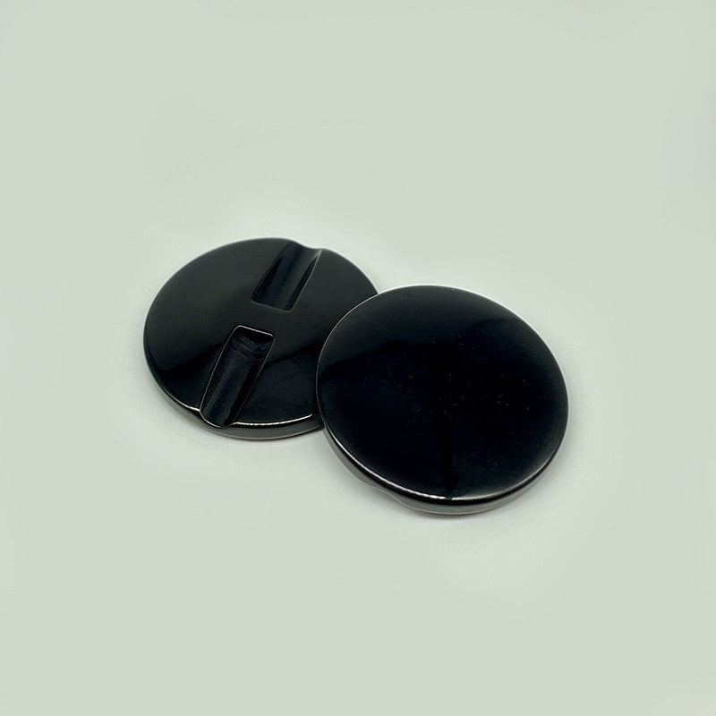10mm-34mm Fekete és Fehér Gyanta Rejtett Lyukú Kenyér Gombok Különböző Ruházatokhoz