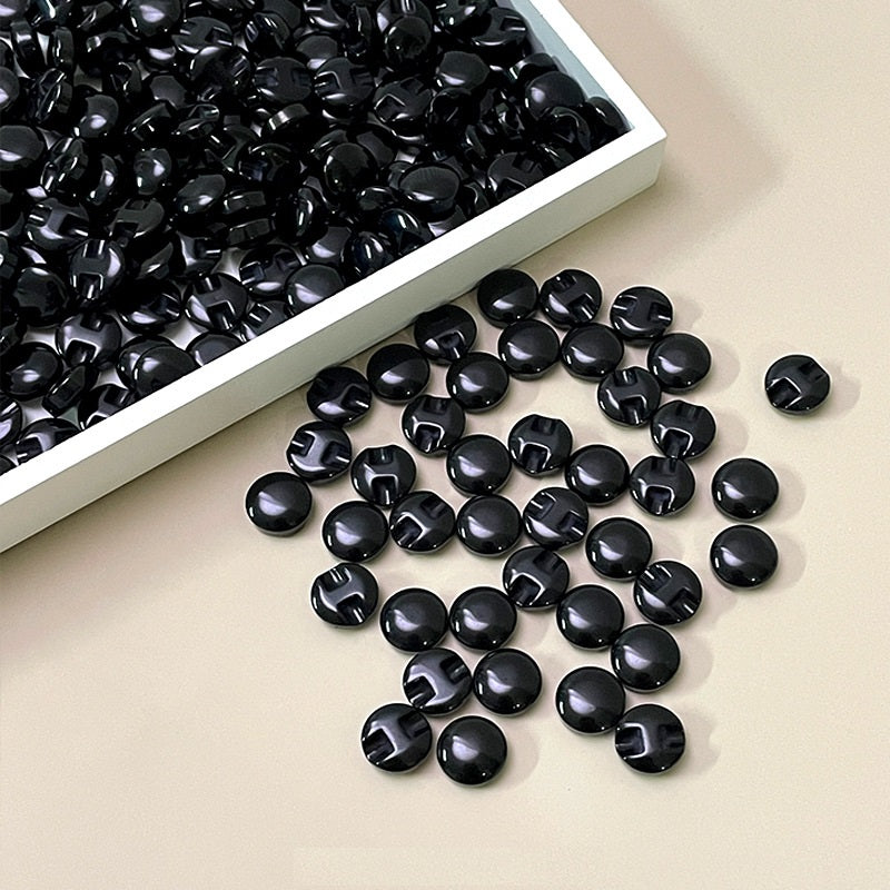10mm-34mm Fekete és Fehér Gyanta Rejtett Lyukú Kenyér Gombok Különböző Ruházatokhoz