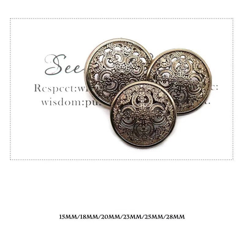 15-28mm Palatsstil Vintage Metall Hålad Skank Knappar för Kappor 20st