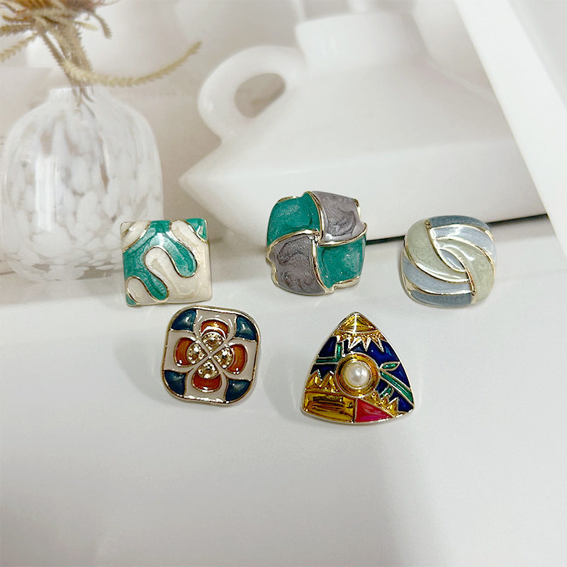Vintage Court Style Enamel Buttons with Oil-Painting Art for Coats 17 Pack