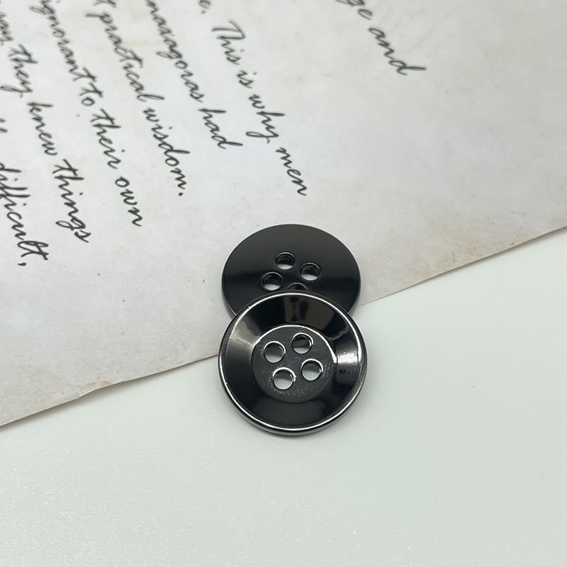 11,5-25 mm Kerek Négylyukú Széles Peremű Fém Gombok Ing Mandzsettákhoz, Kabátokhoz, Kötöttárukhoz