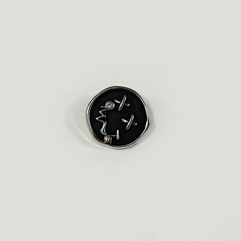 18/23mm Egyedi Mosolygó Arc Fekete Fém Gombok Ötvözet Magas Szárakkal 50db