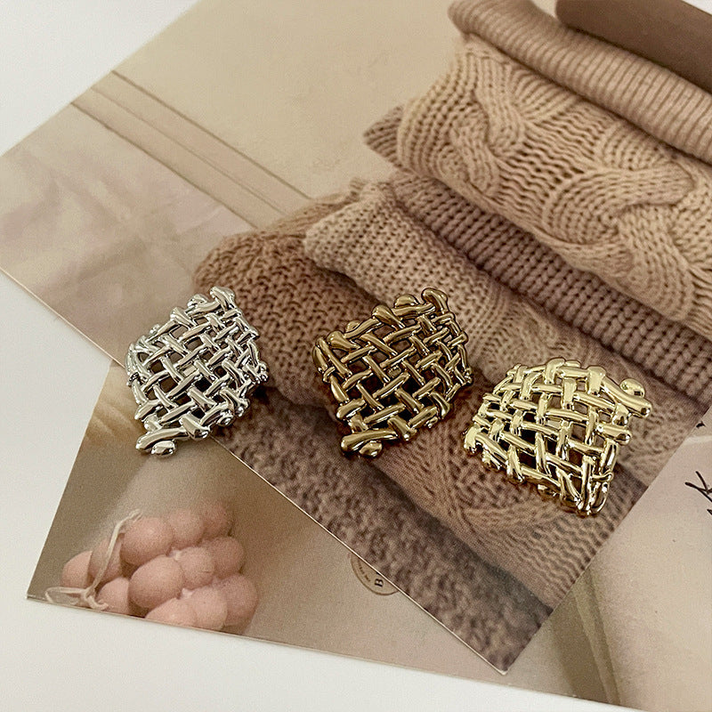 Boutons en métal tissés en grille ondulée irrégulière argentée dorée, pack de 45 (9 styles)