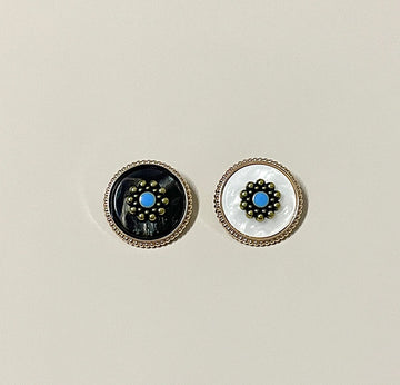 16/23/24.5mm Kerek Vintage Szilva Virág Minta Fém Gombok 50db