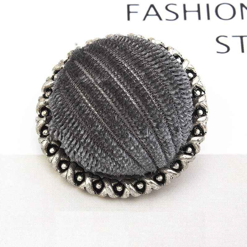 18/21/25mm Lace Edge Velvet-Wrapped Textured Metal Buttons 18pcs
