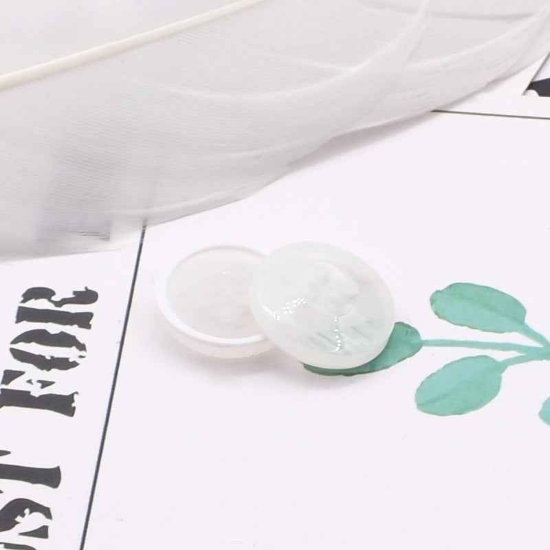 Round 4-Hole Pearl Edge Resin Coat Trench Buttons 60 Pack