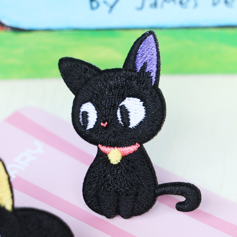Adorable Big-Eyed & Black Cat Embroidered Patches 9pcs